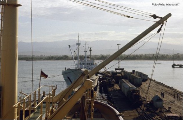Puerto Limon MS "Nectarine" 1978
